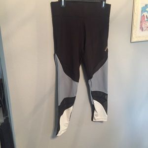 PINK Victorias Secret workout leggings